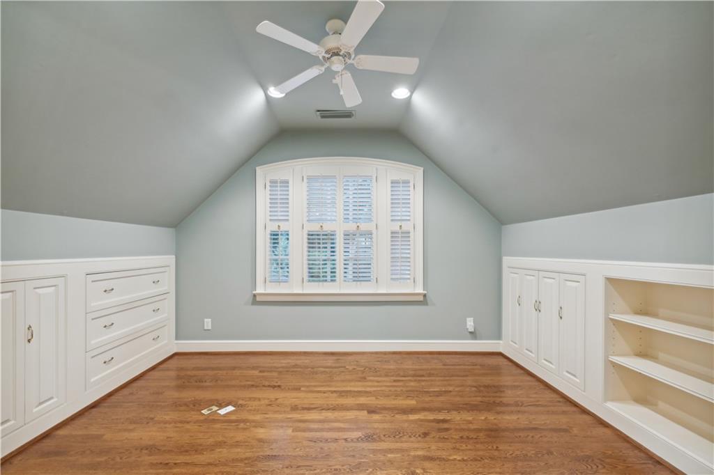 3543 Woodhaven Road NW