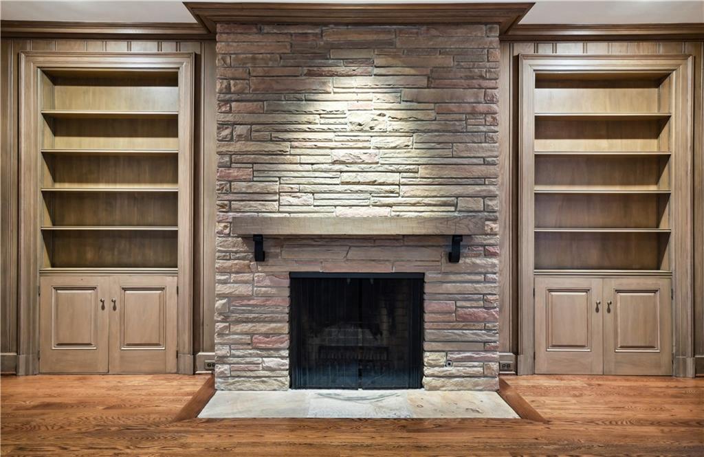 3543 Woodhaven Road NW