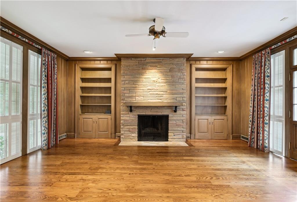 3543 Woodhaven Road NW