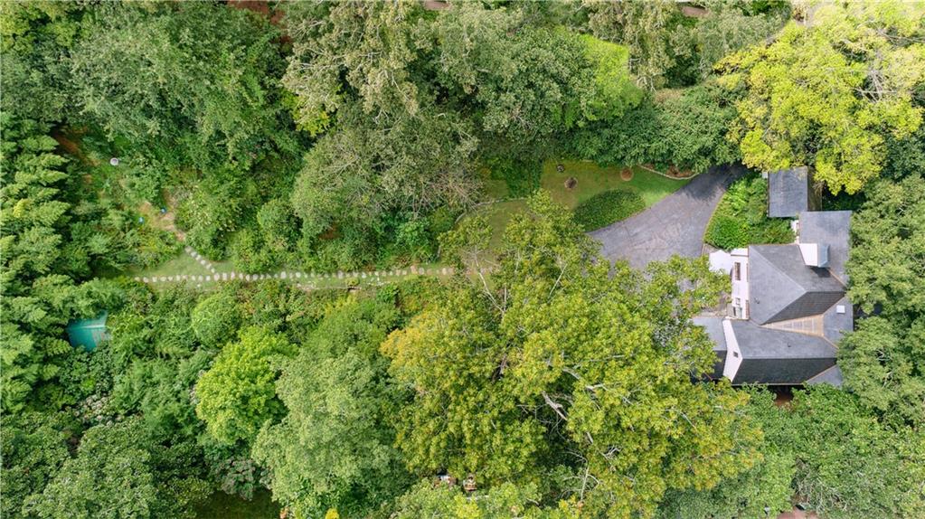 2581 Woodward Way NW