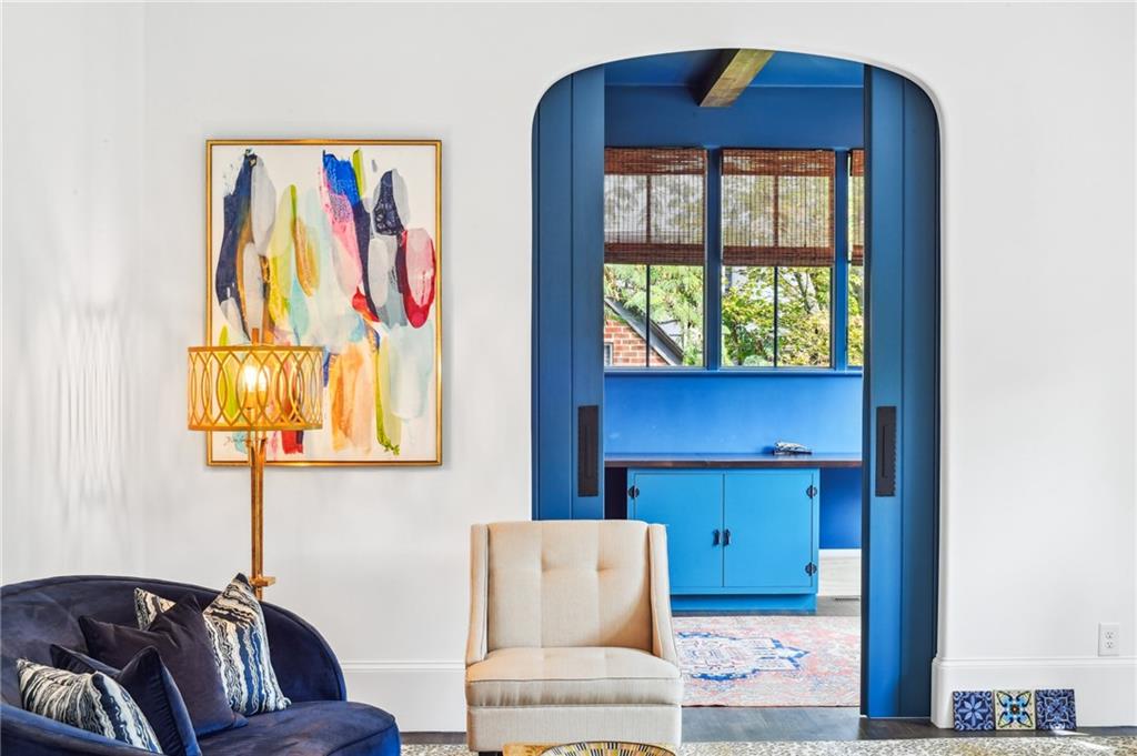 8 Brookhaven Drive NE