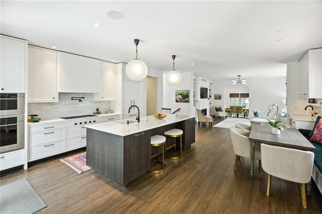 8 Brookhaven Drive NE