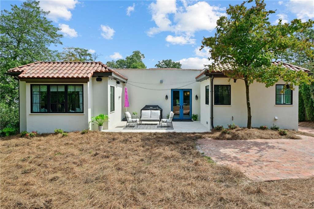 8 Brookhaven Drive NE