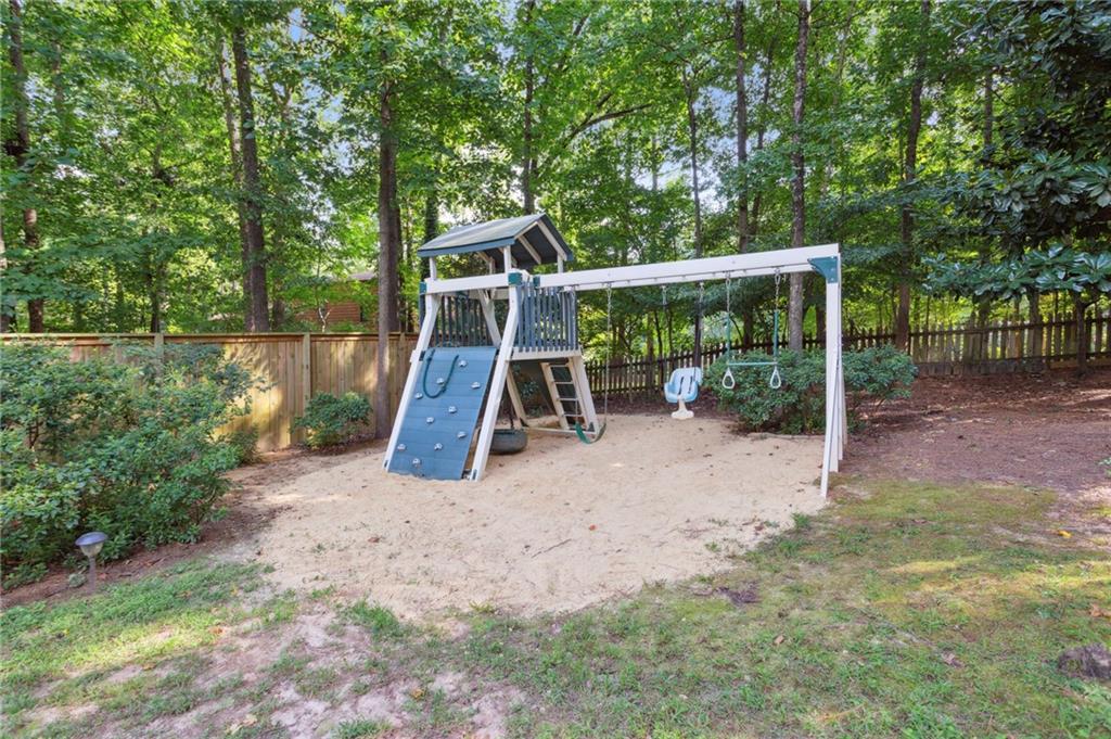 3304 Greencastle Chase NE