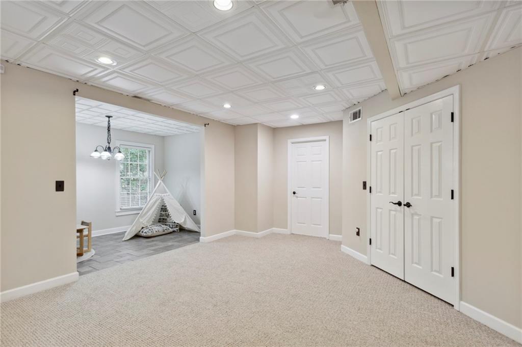 3304 Greencastle Chase NE