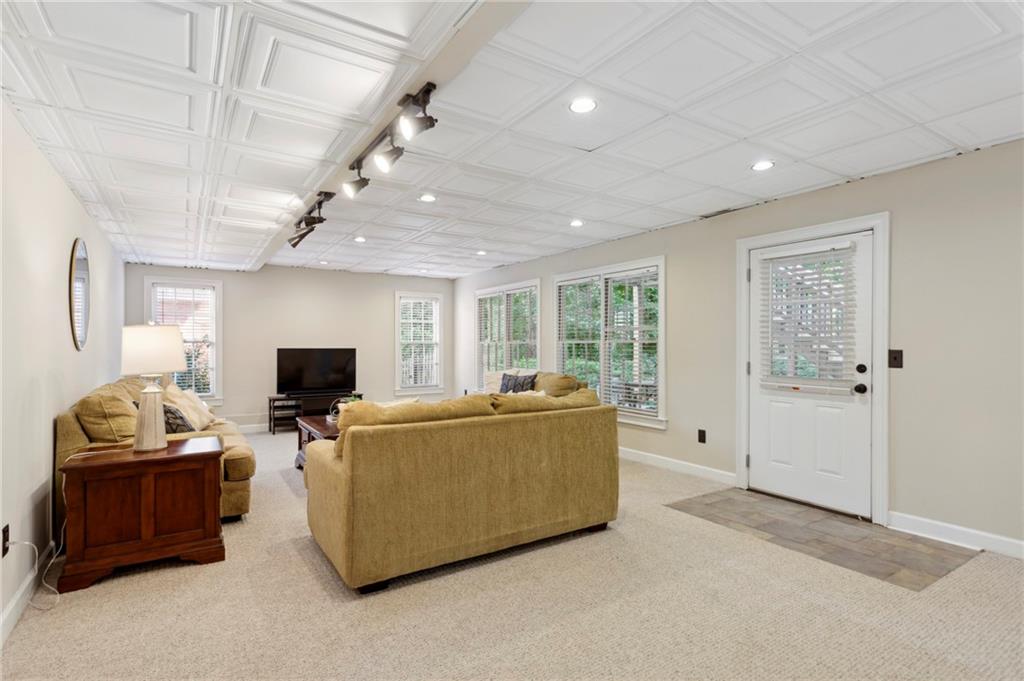 3304 Greencastle Chase NE