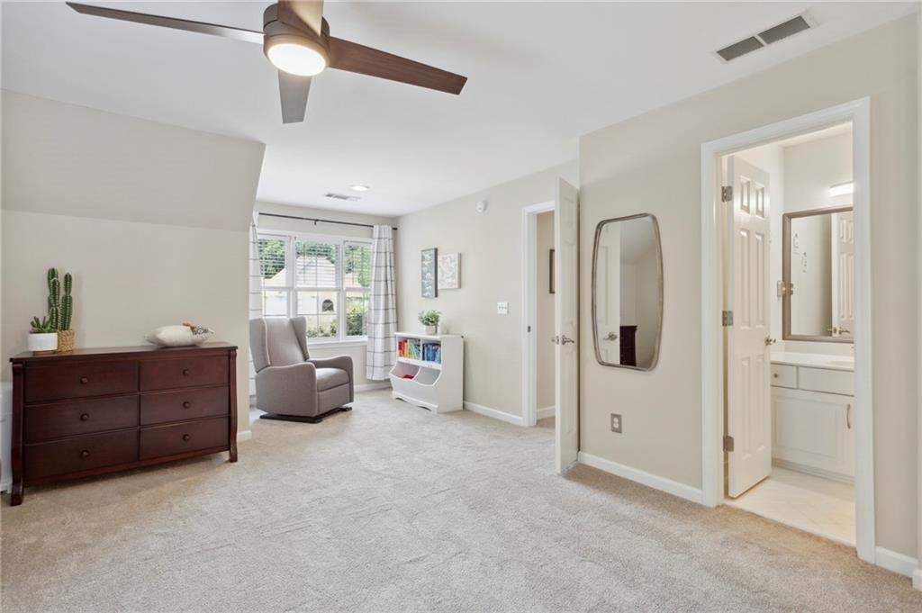 3304 Greencastle Chase NE