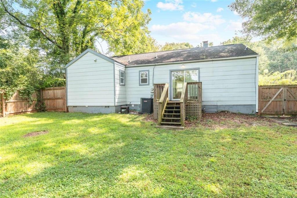 1385 SW Lorenzo Drive SW