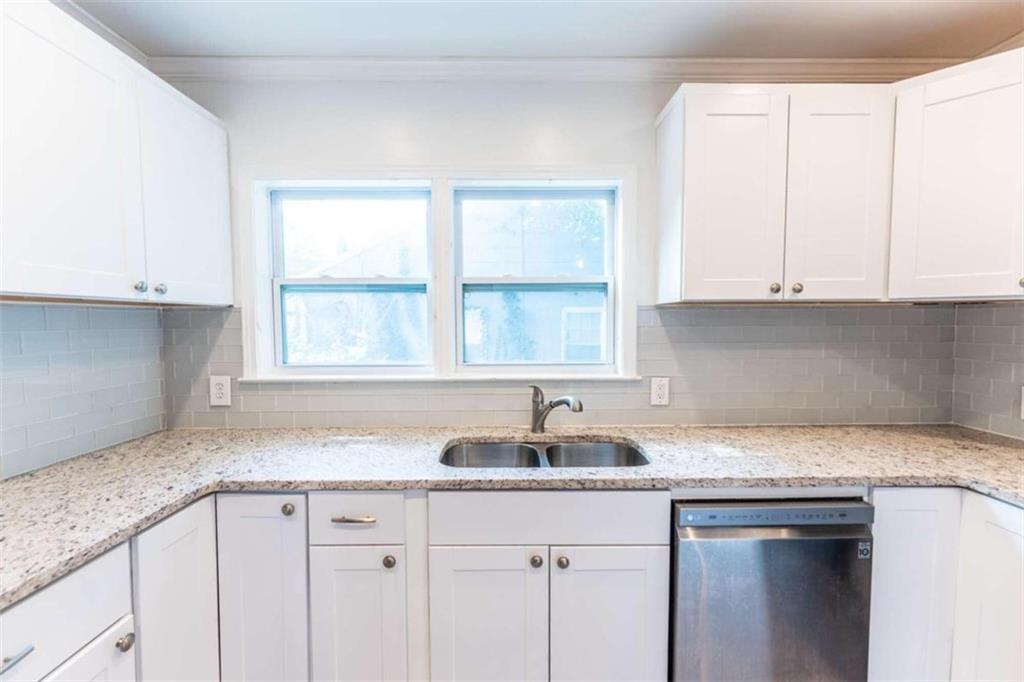 1385 SW Lorenzo Drive SW