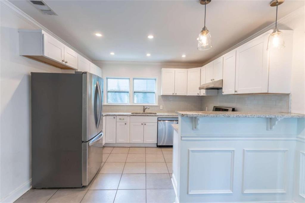 1385 SW Lorenzo Drive SW