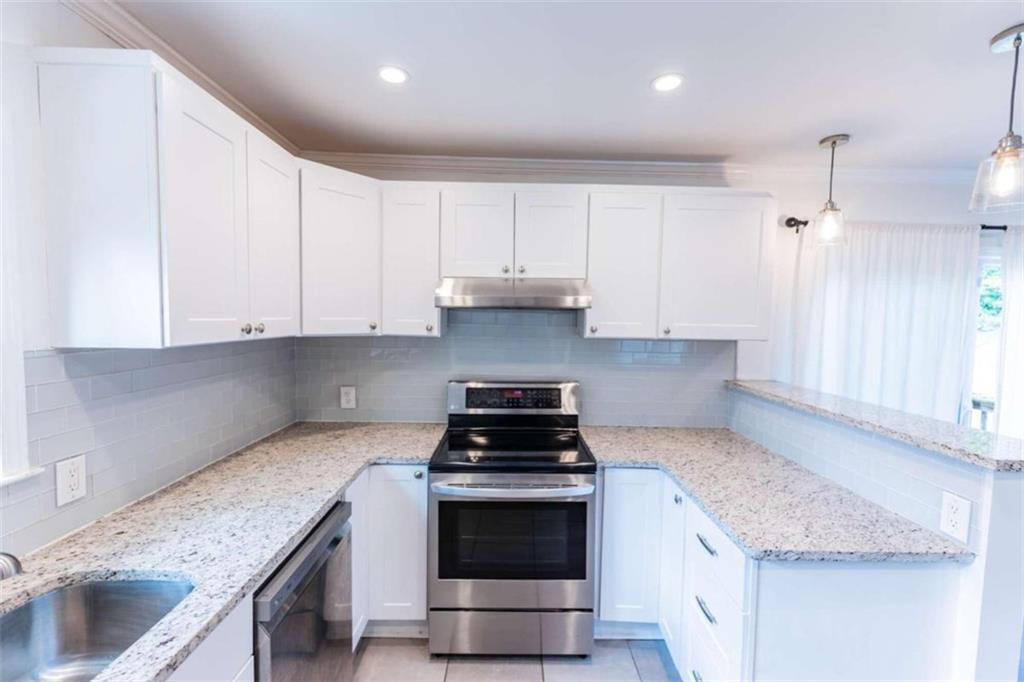 1385 SW Lorenzo Drive SW