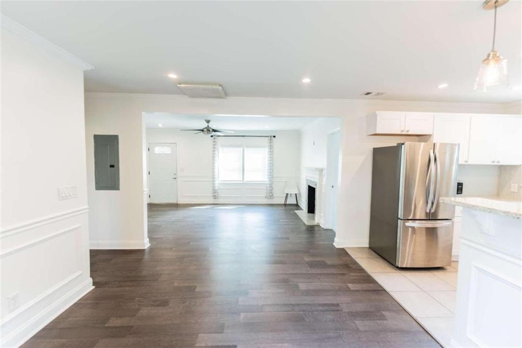 1385 SW Lorenzo Drive SW