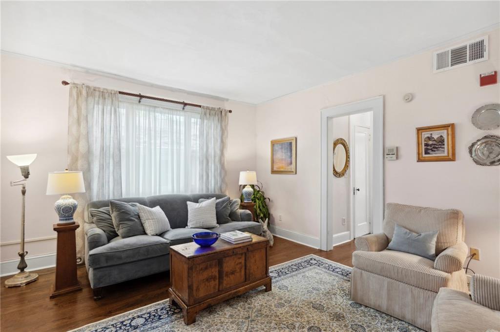 70 Sheridan Drive Unit 8