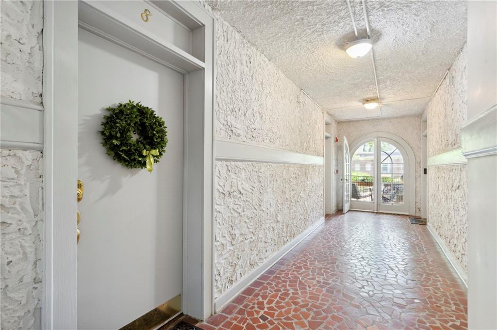 70 Sheridan Drive Unit 8