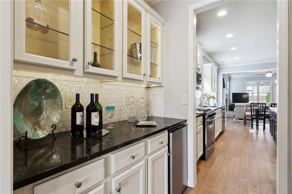 292 South Village Square