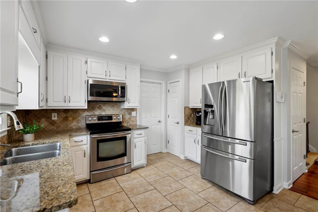 2520 Kingsglen Court