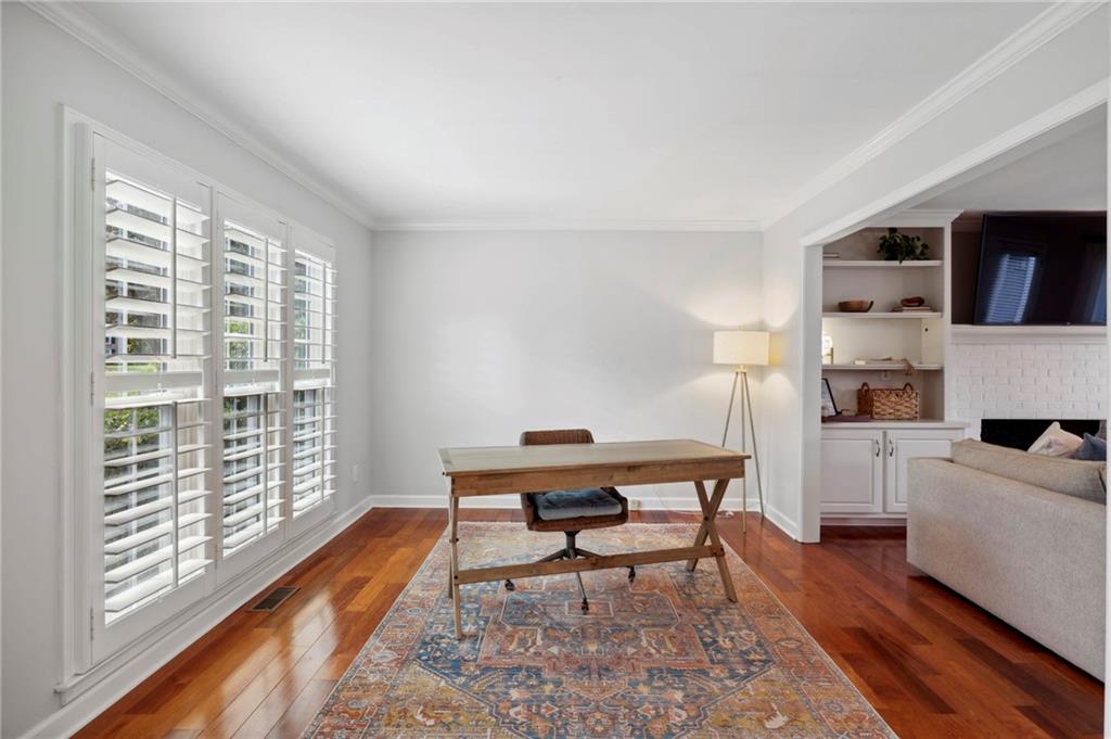 2520 Kingsglen Court