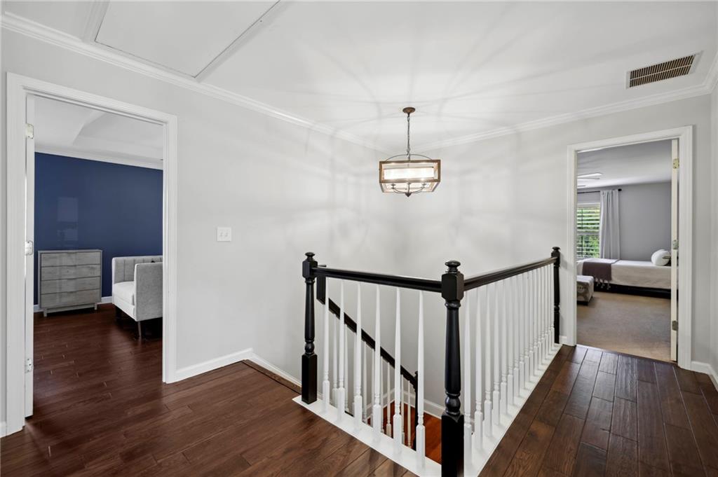 2520 Kingsglen Court