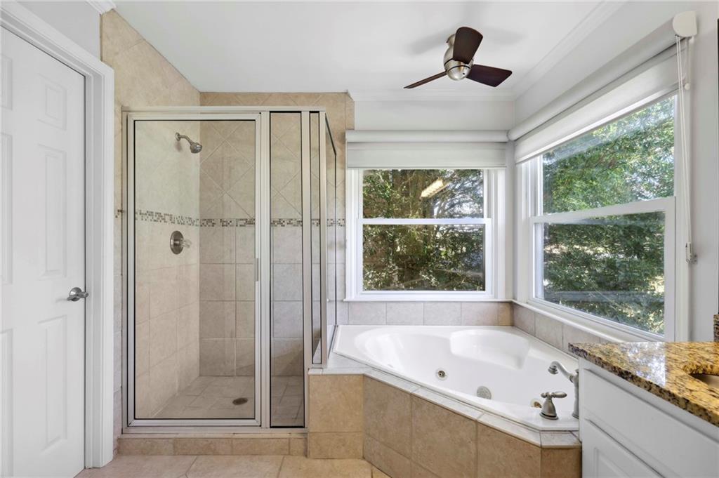 2520 Kingsglen Court