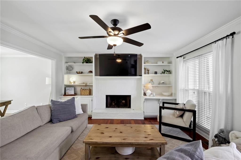 2520 Kingsglen Court