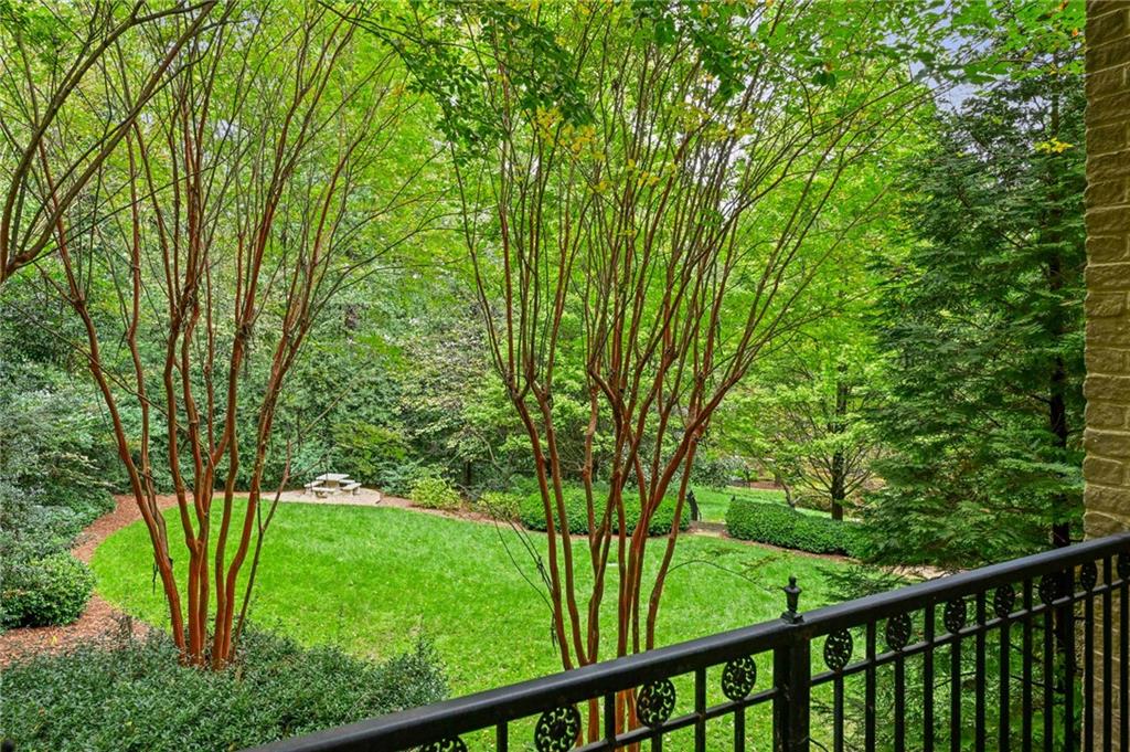 2440 Peachtree Road NW Unit 11