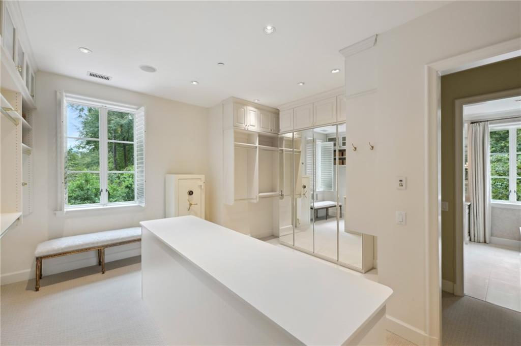 2440 Peachtree Road NW Unit 11