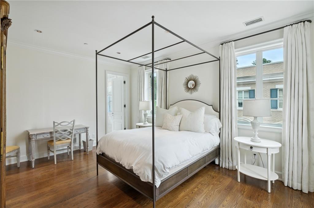 2440 Peachtree Road NW Unit 11