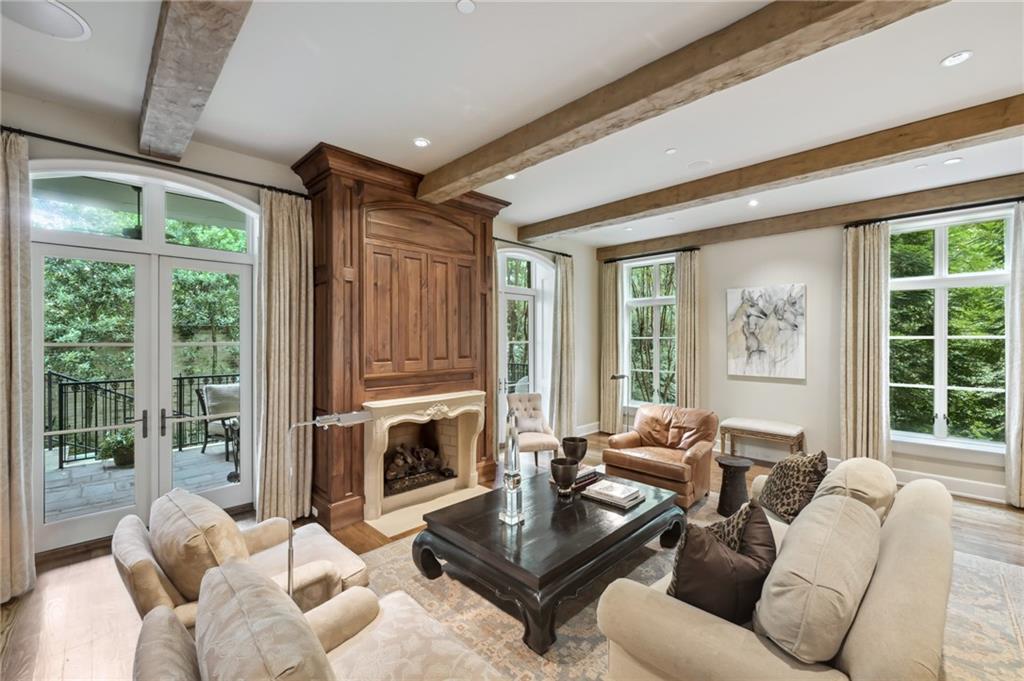 2440 Peachtree Road NW Unit 11