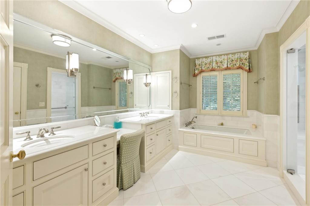 2582 Red Valley Road NW