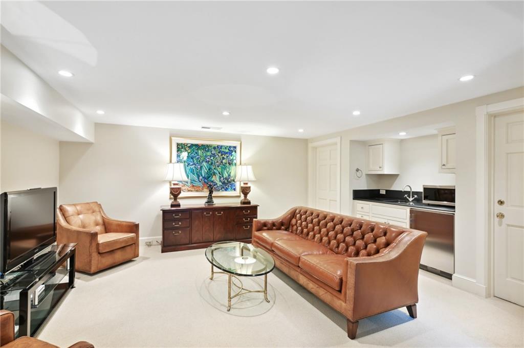 2582 Red Valley Road NW