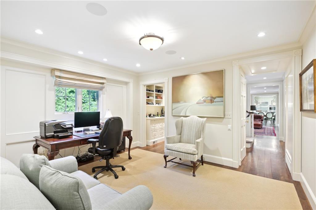 2582 Red Valley Road NW