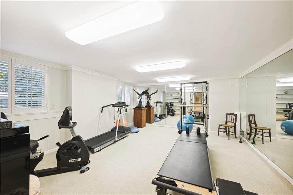 2582 Red Valley Road NW