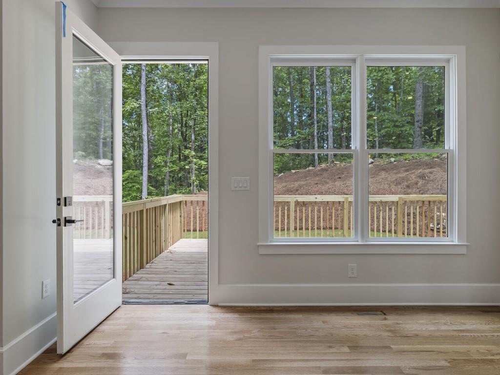 806 Lower Creighton Road