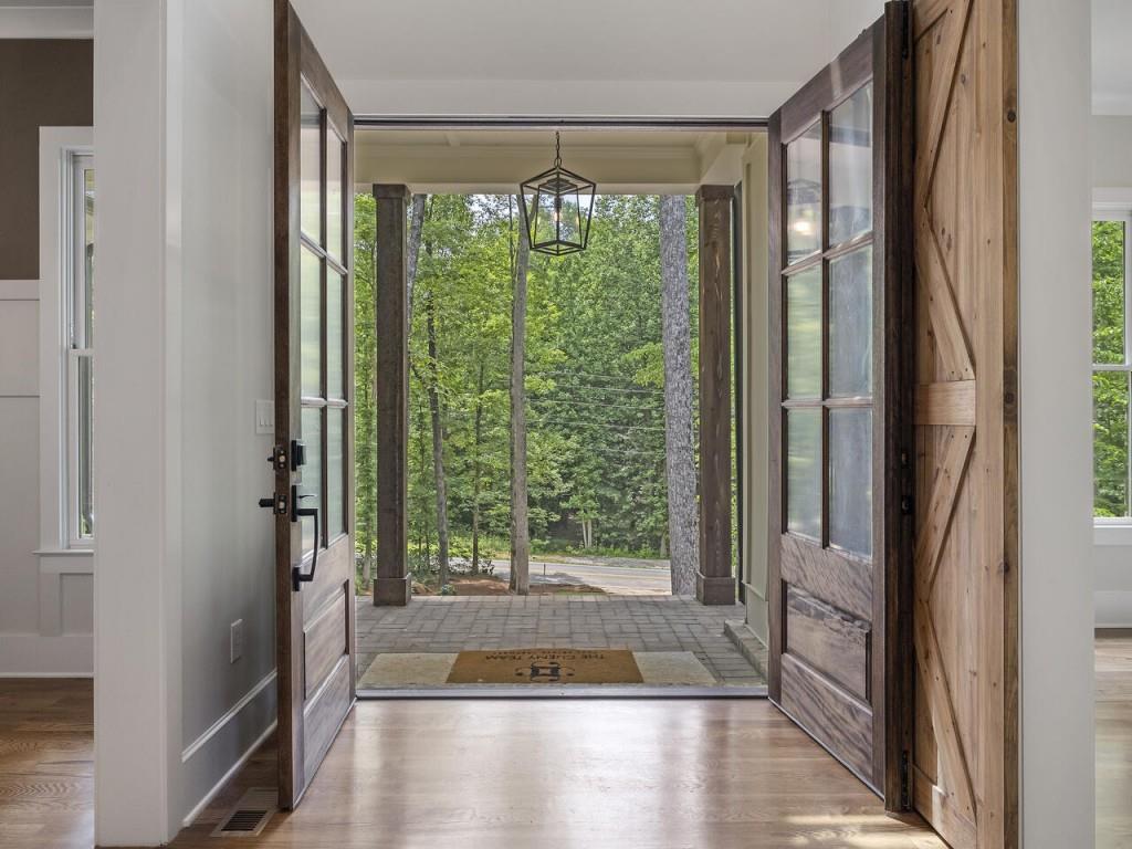 806 Lower Creighton Road