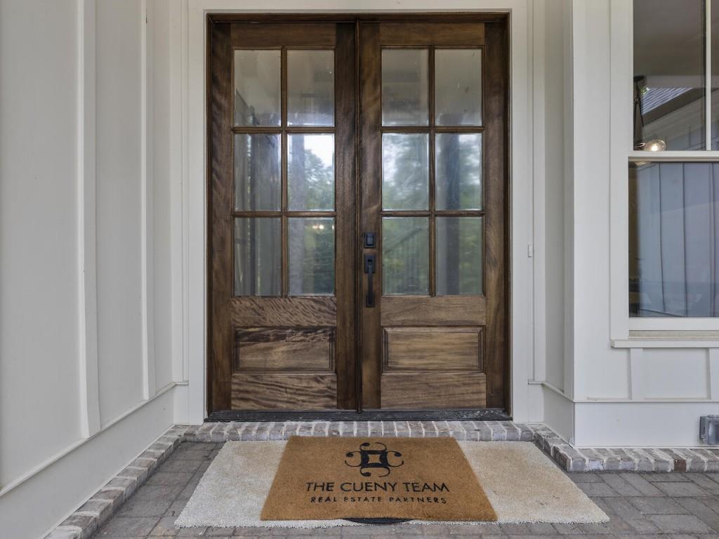 806 Lower Creighton Road