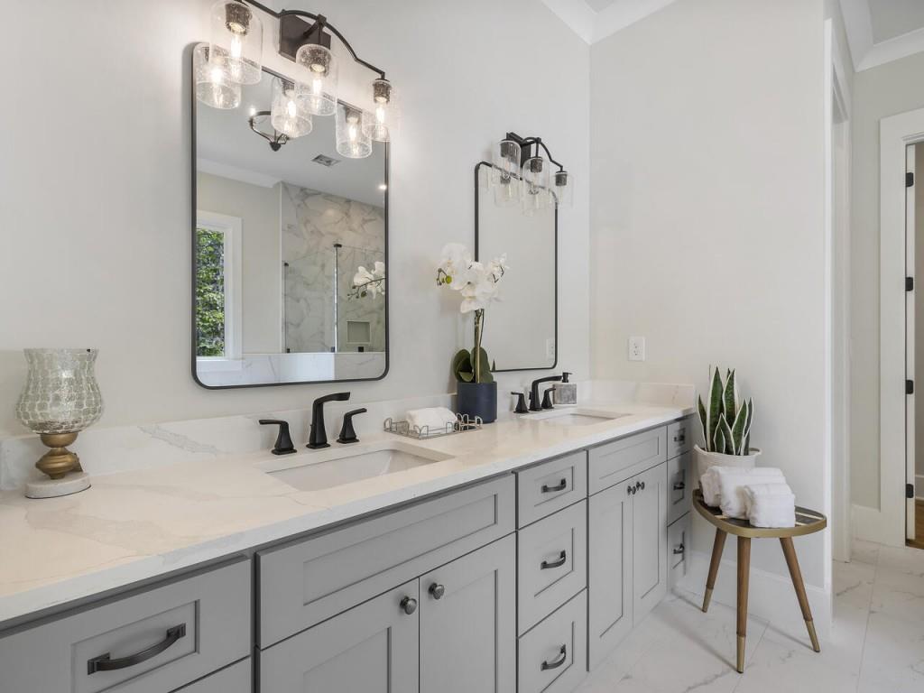 806 Lower Creighton Road