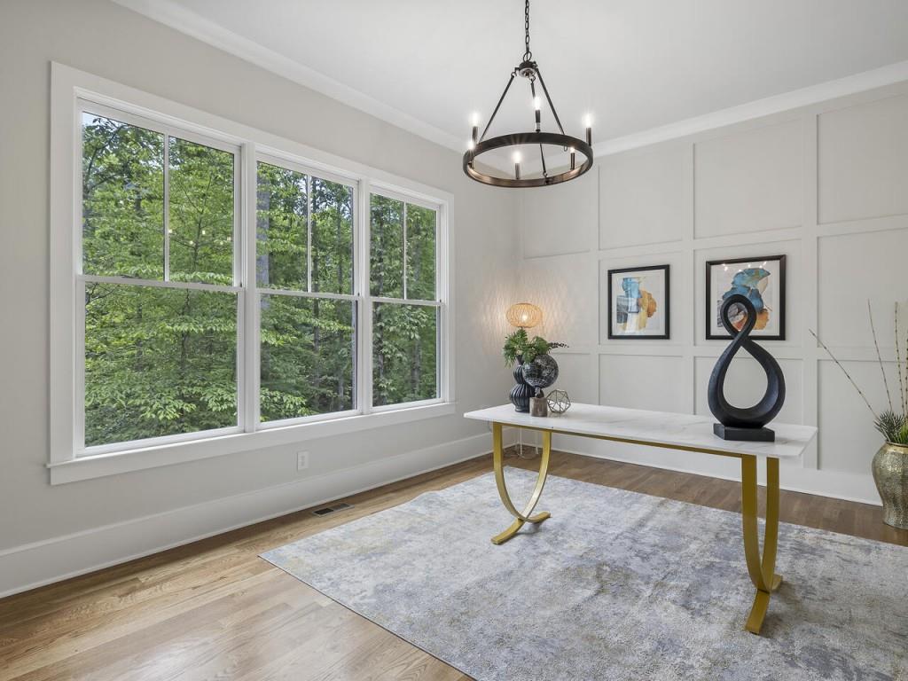 806 Lower Creighton Road