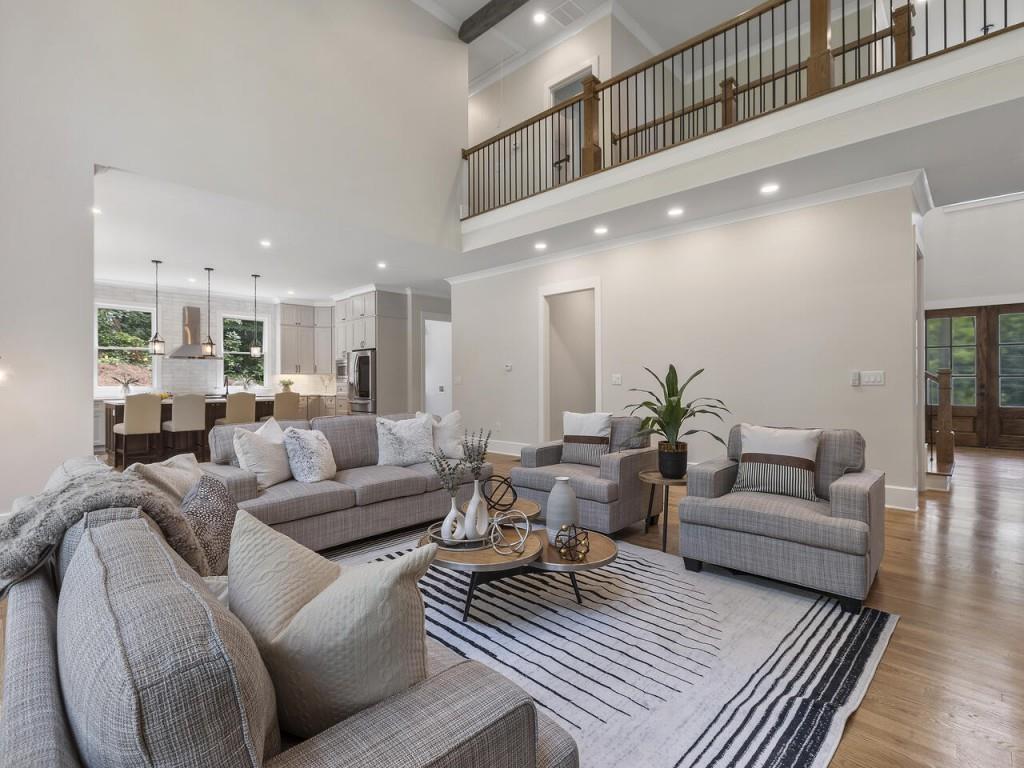 806 Lower Creighton Road