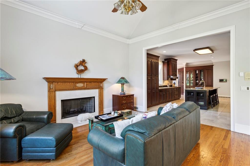 535 Mount Vernon Highway NW