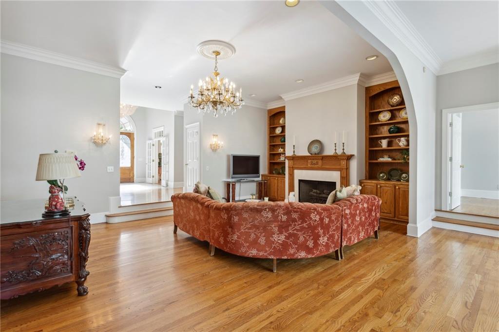 535 Mount Vernon Highway NW