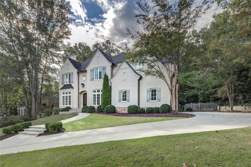 4200 Glengary Drive NE