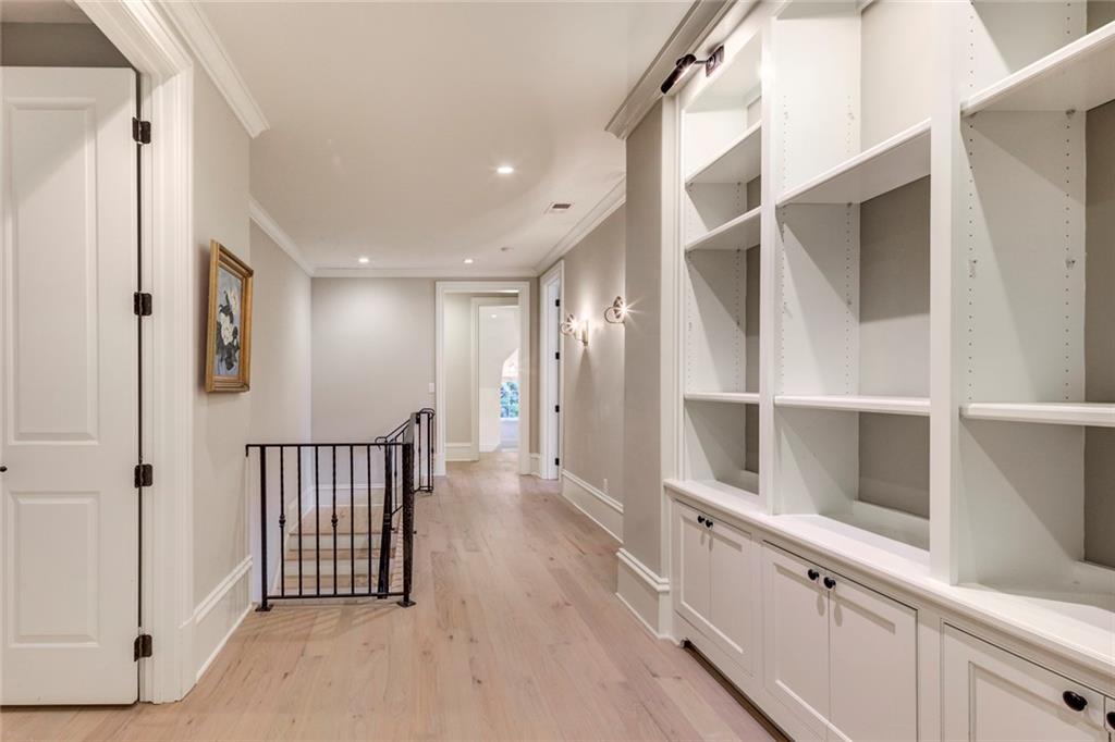 4200 Glengary Drive NE