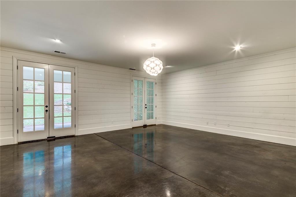 4200 Glengary Drive NE