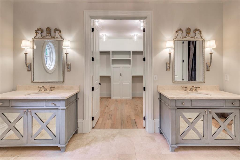 4200 Glengary Drive NE