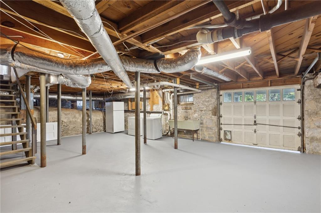 2672 Birchwood Drive NE