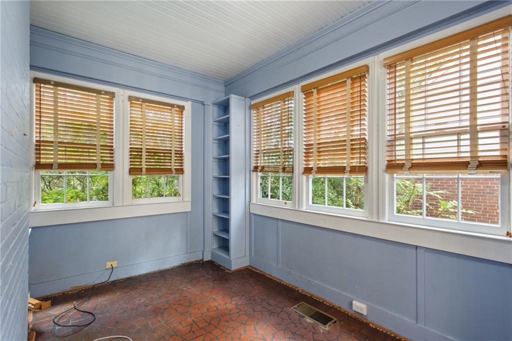 2672 Birchwood Drive NE