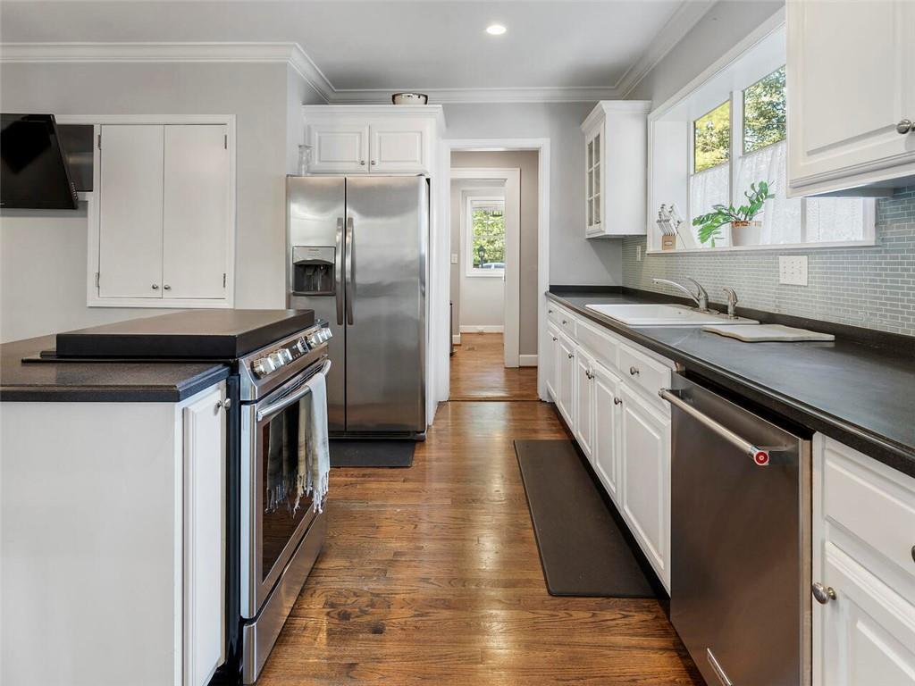 2295 Shenandoah Avenue NE