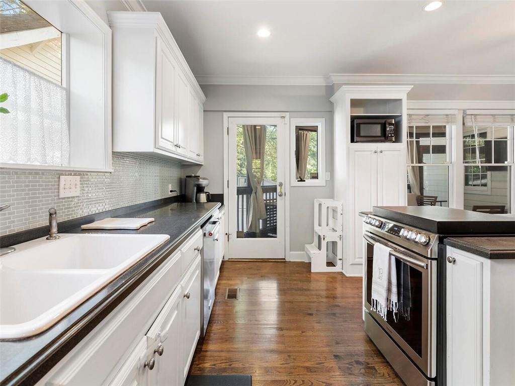 2295 Shenandoah Avenue NE