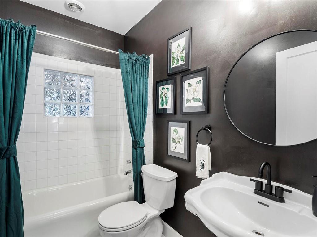 2295 Shenandoah Avenue NE