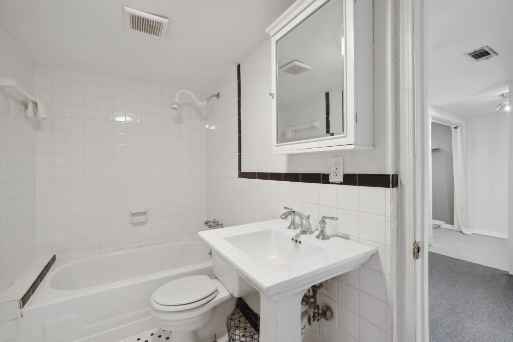 818 E Morningside Drive